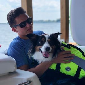 Meet your Posher, Jonathan